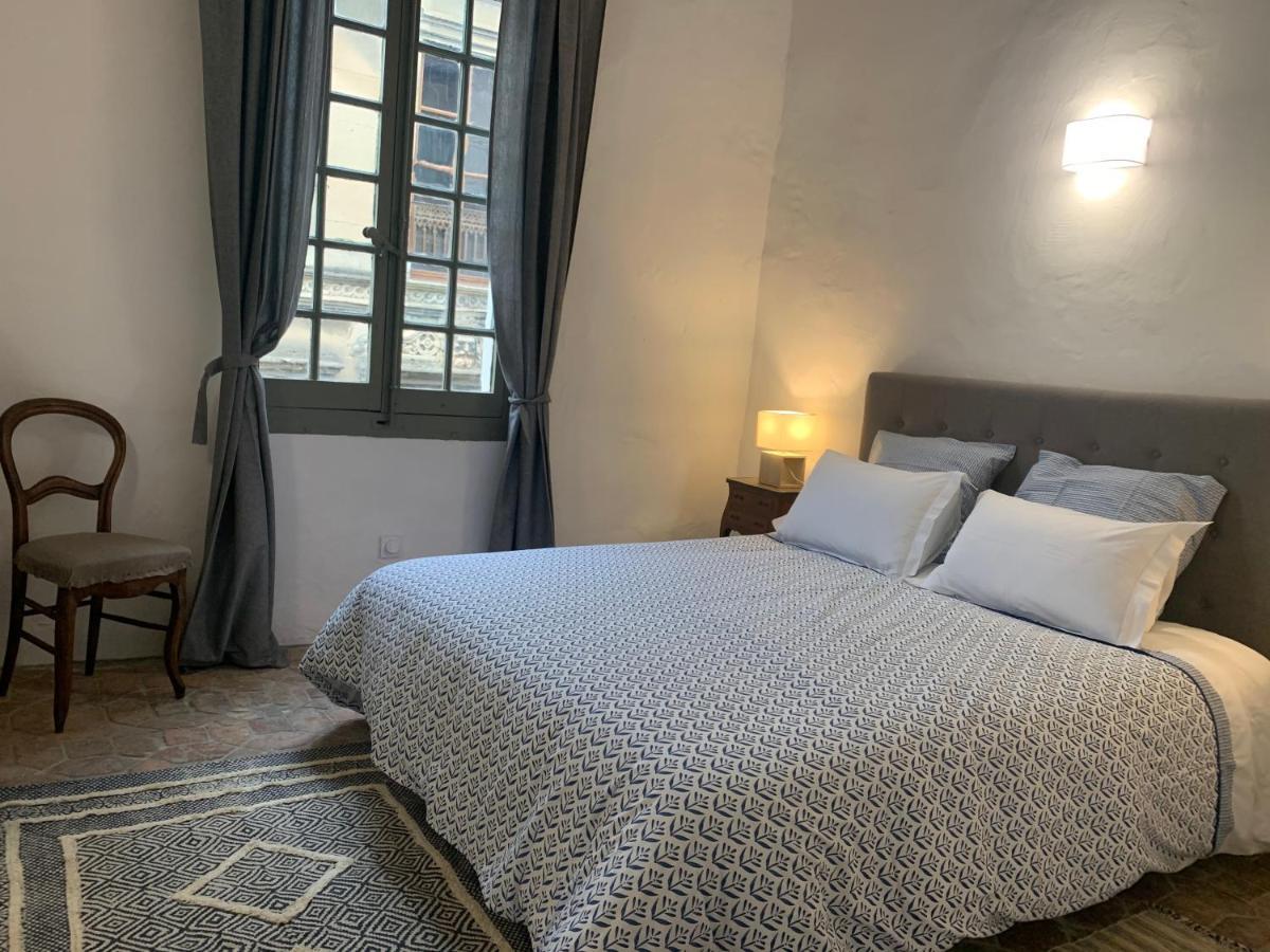 Cosy Centre Historique Apartamento Arles Exterior foto